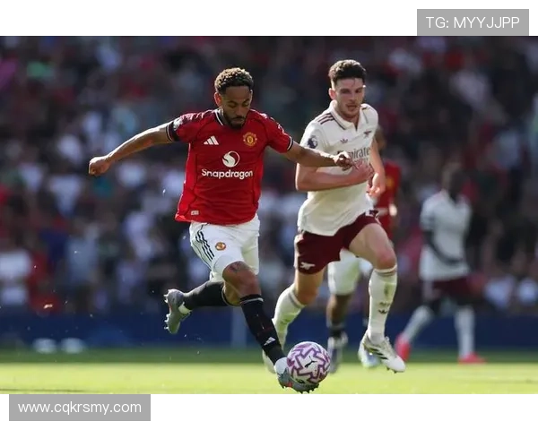 狼队凶猛风暴席卷英超赛场，地动山摇波澜壮阔景象